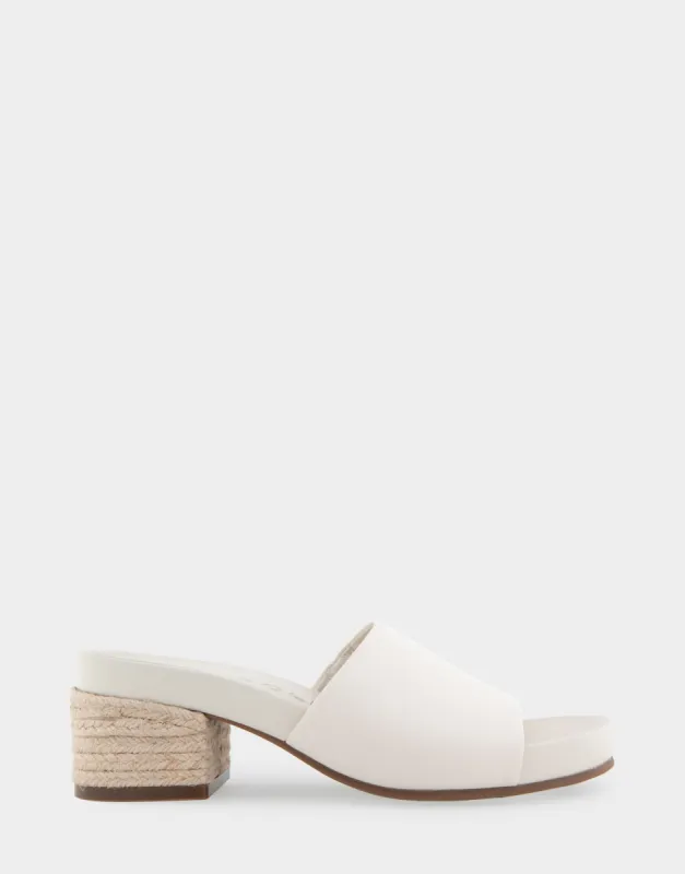 Clark sold by AEROSOLES