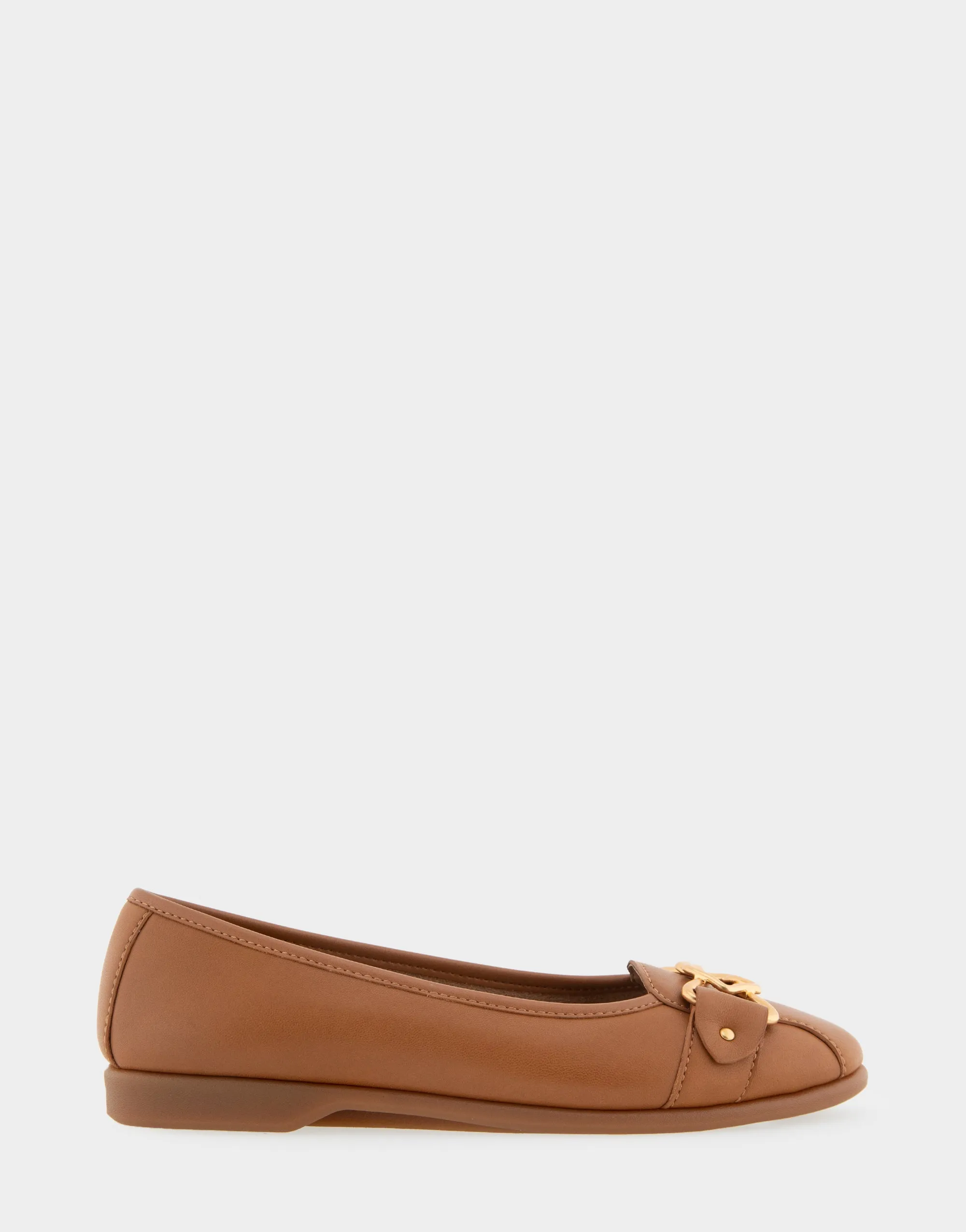 Bia *Final Sale* sold by AEROSOLES