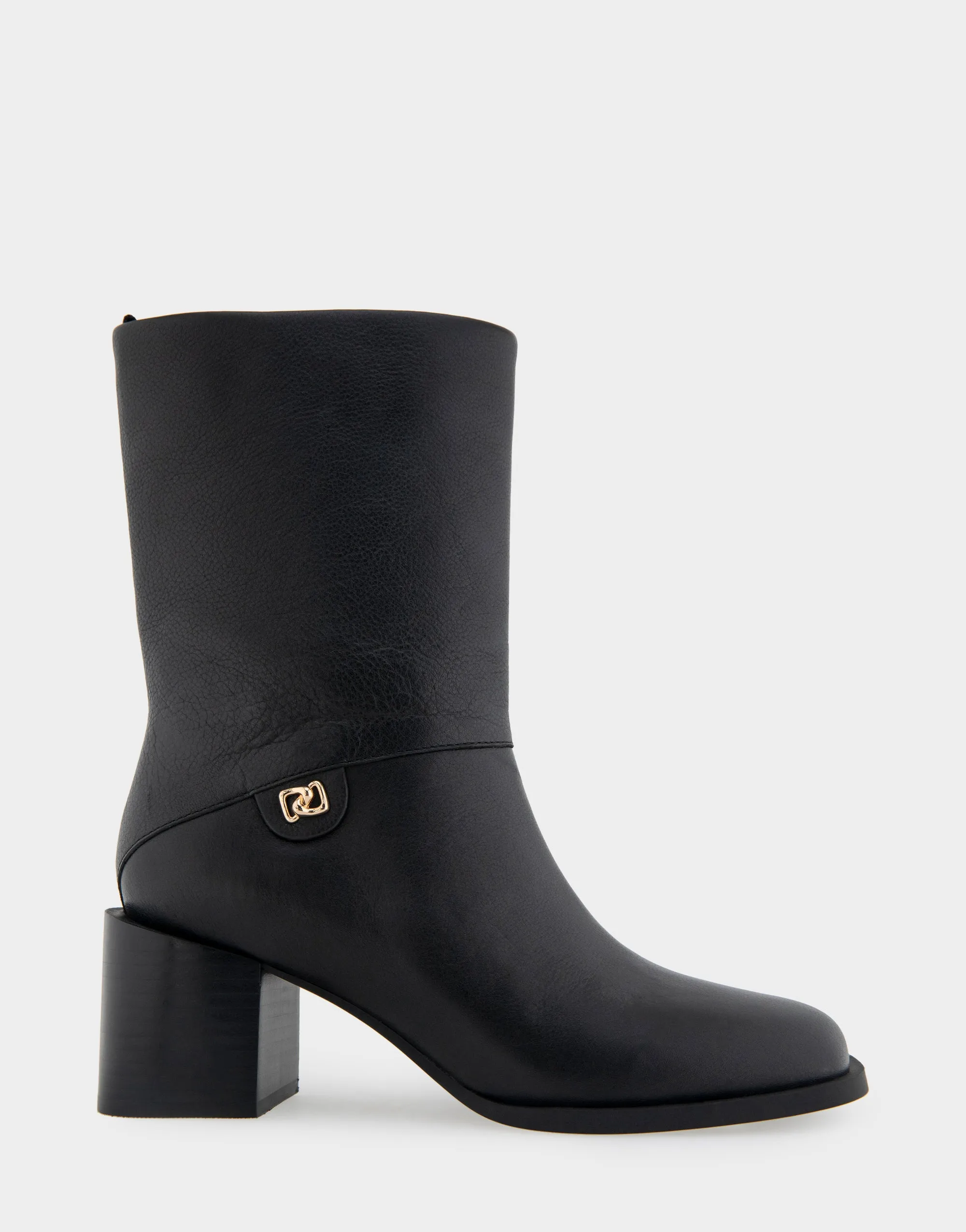 Oro *FINAL SALE* sold by AEROSOLES