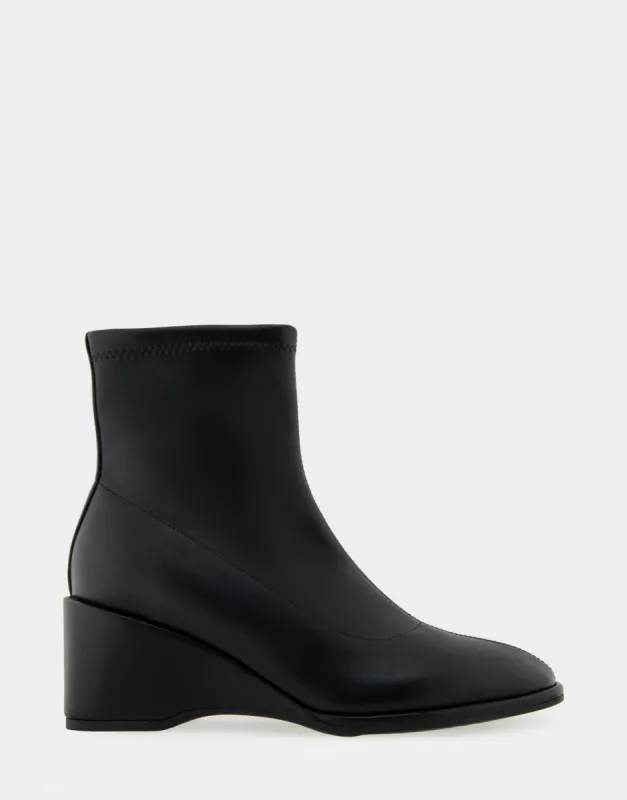 Anouk *FINAL SALE* sold by AEROSOLES