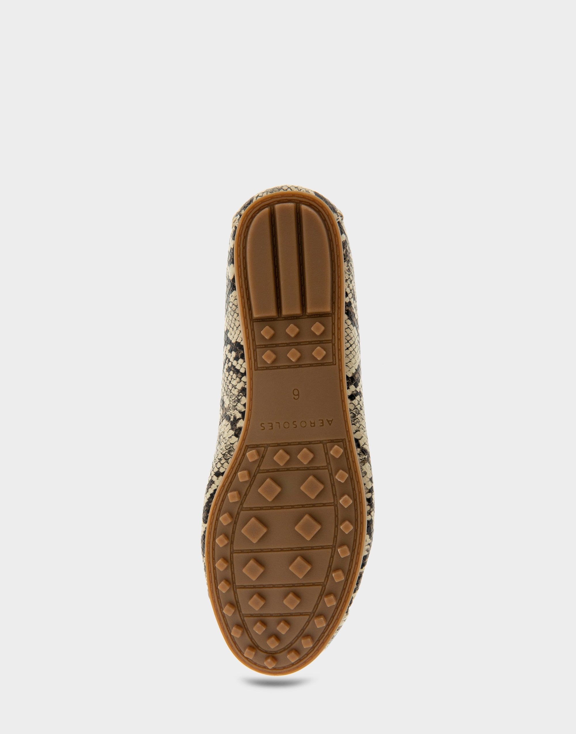 Over Drive sold by AEROSOLES product image thumbnail 4