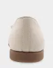 Novia sold by AEROSOLES