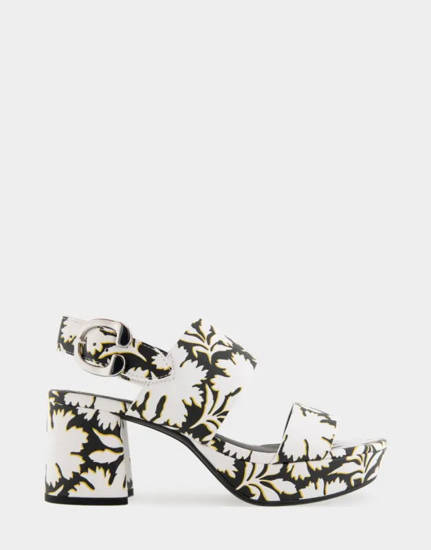 Camera *Final Sale* sold by AEROSOLES