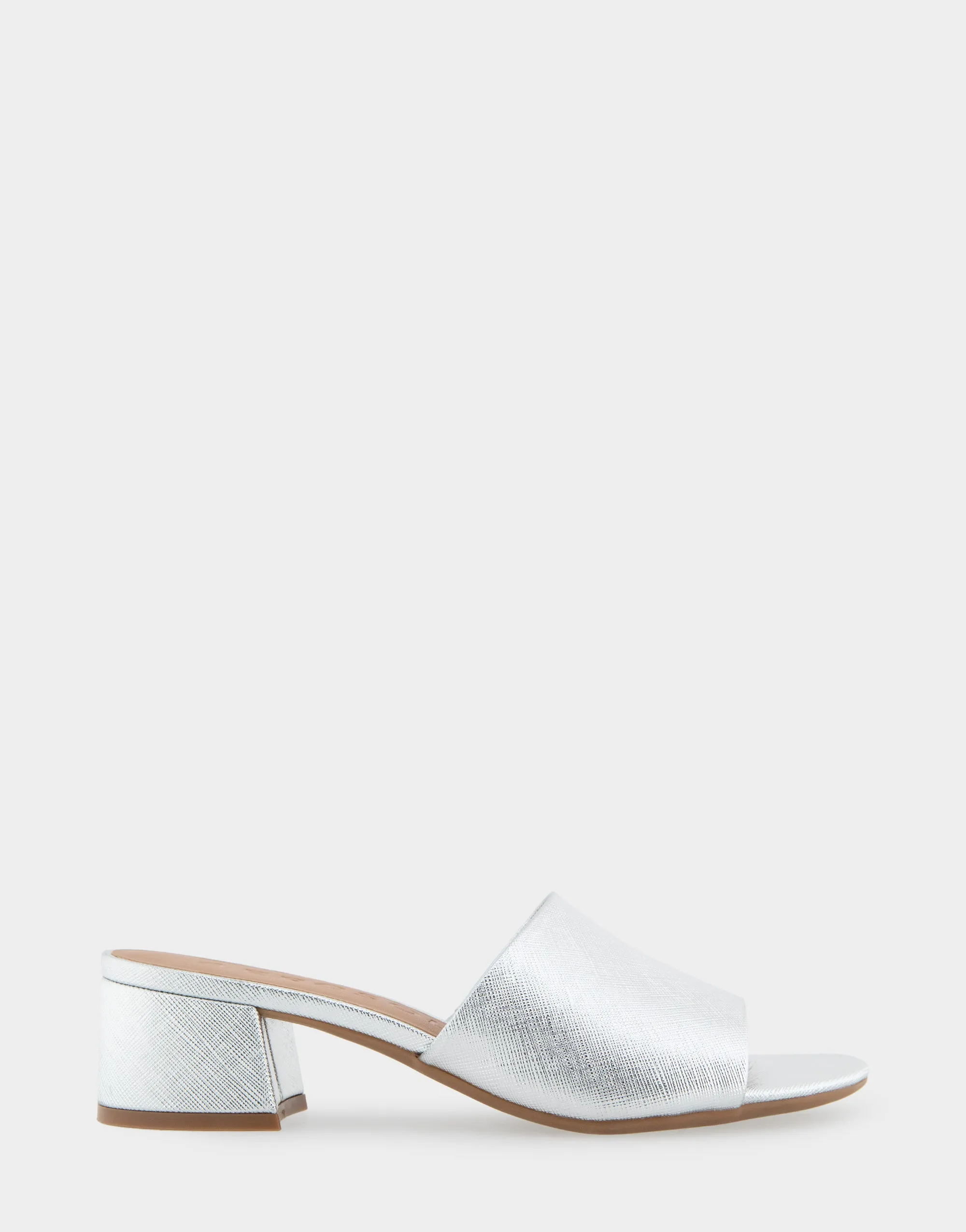 Como sold by AEROSOLES