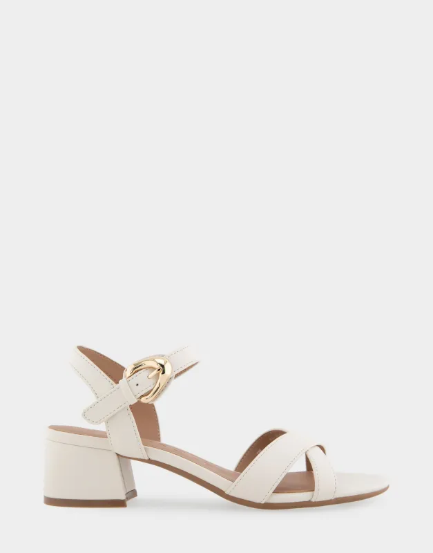 Cinzia sold by AEROSOLES