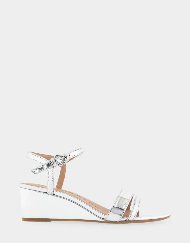 Witt *Final Sale* sold by AEROSOLES