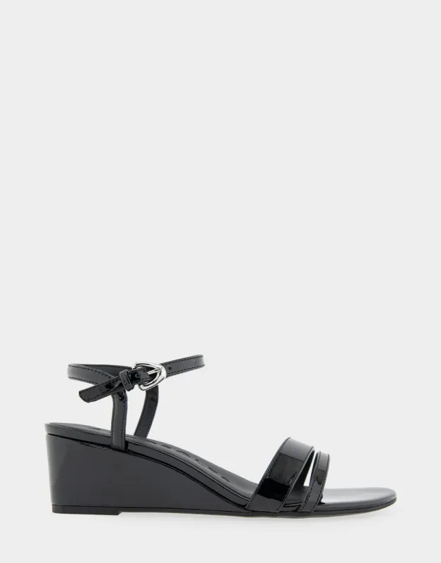 Witt *Final Sale* sold by AEROSOLES