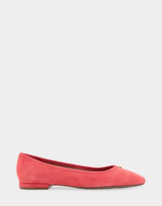 Arena sold by AEROSOLES