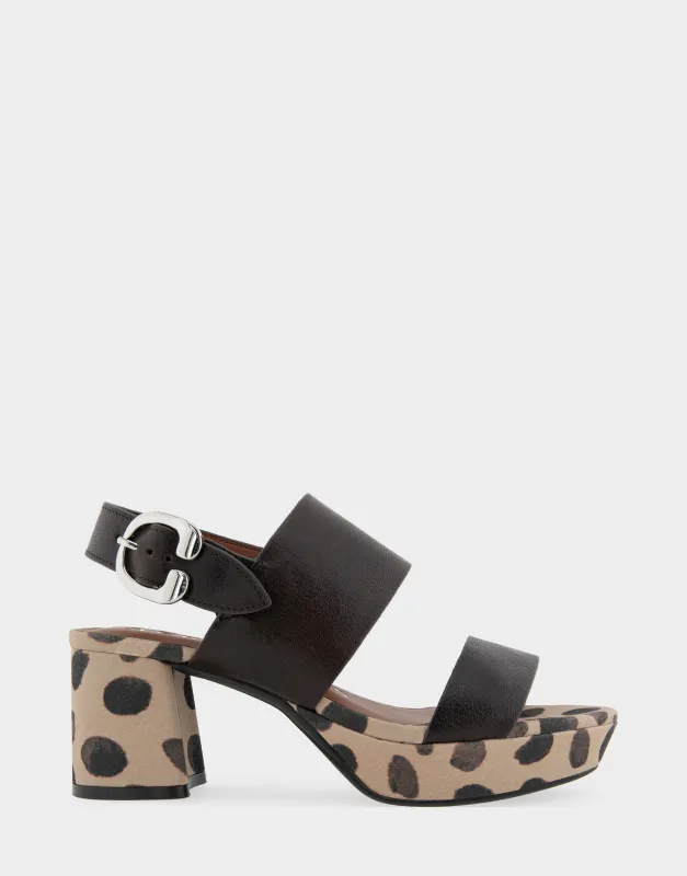 Camera *Final Sale* sold by AEROSOLES