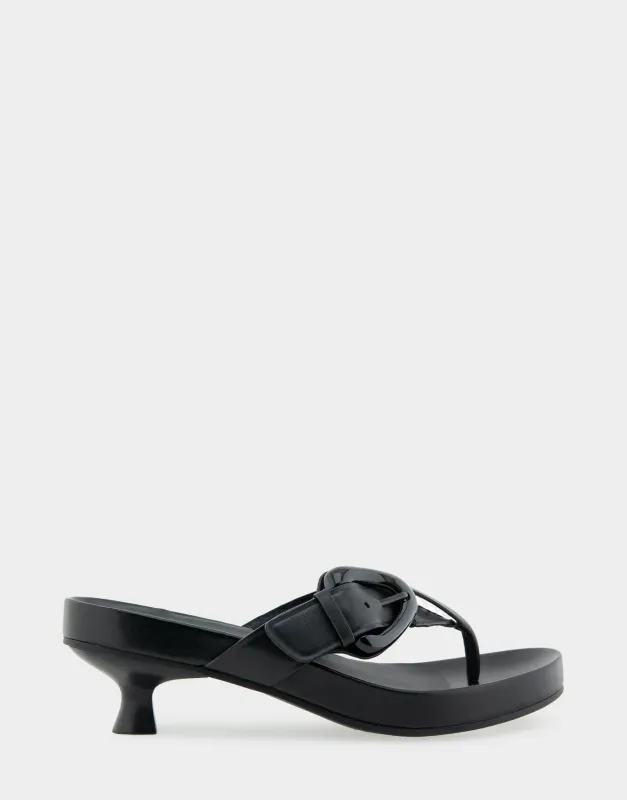 Calvin *Final Sale* made by AEROSOLES