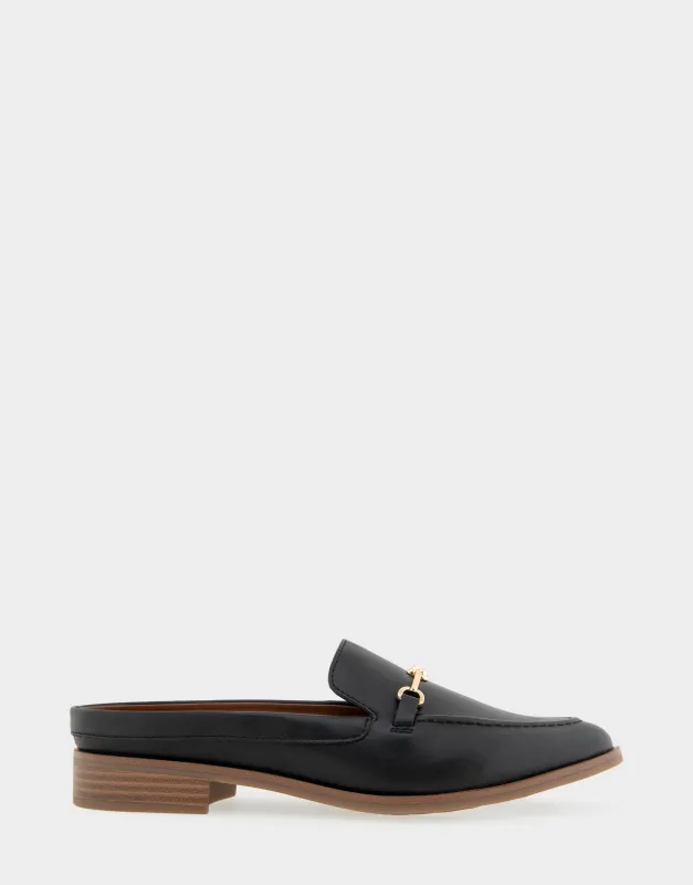 Erik sold by AEROSOLES