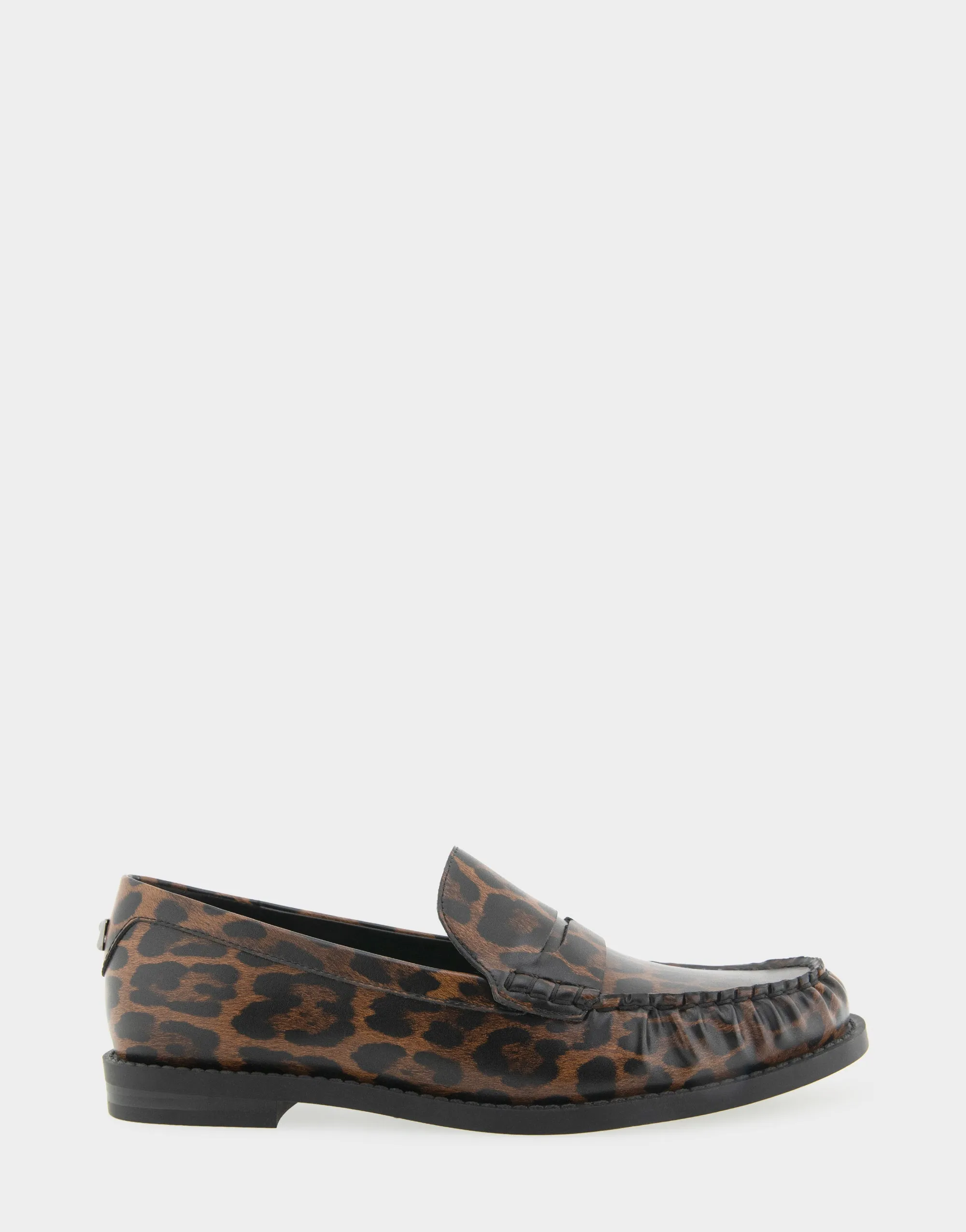 Sienna sold by AEROSOLES