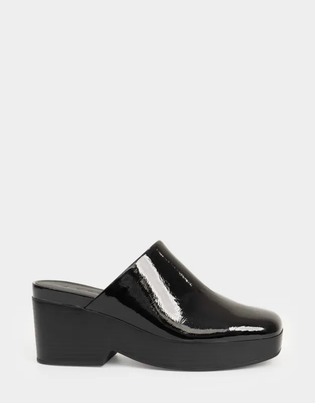 Chata sold by AEROSOLES