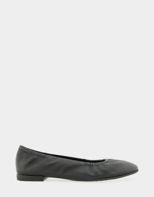 Antonia sold by AEROSOLES