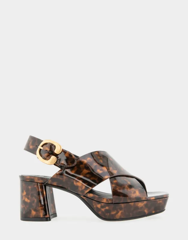 Pura sold by AEROSOLES