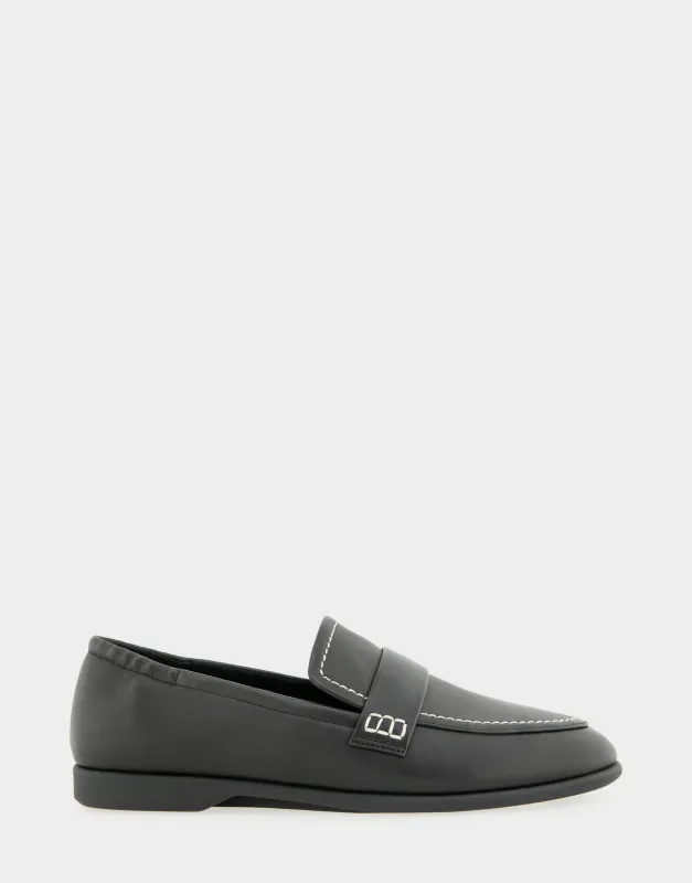 Noha sold by AEROSOLES