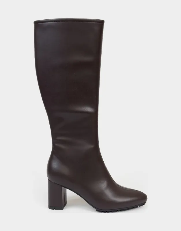 Brynn sold by AEROSOLES