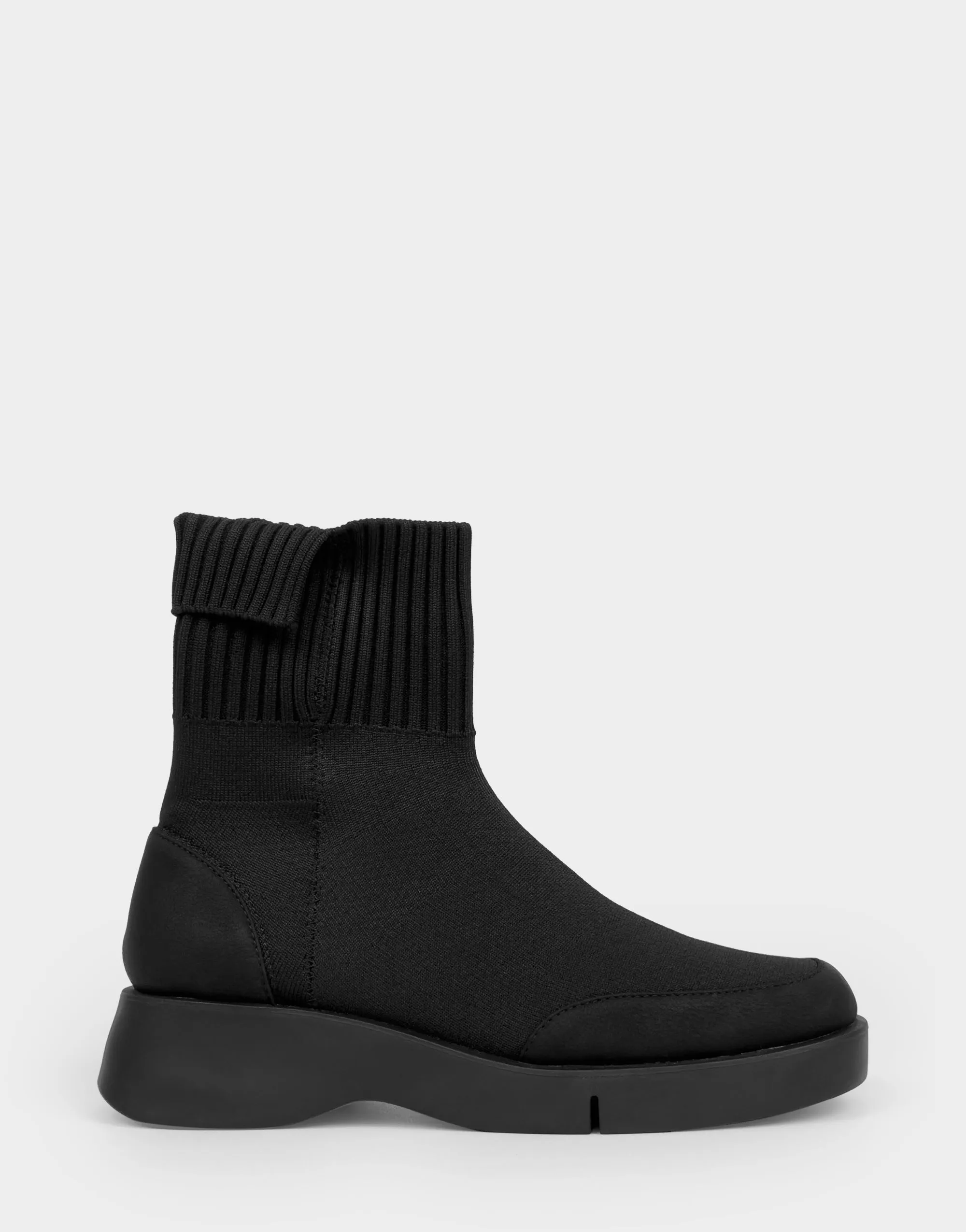 Flame sold by AEROSOLES