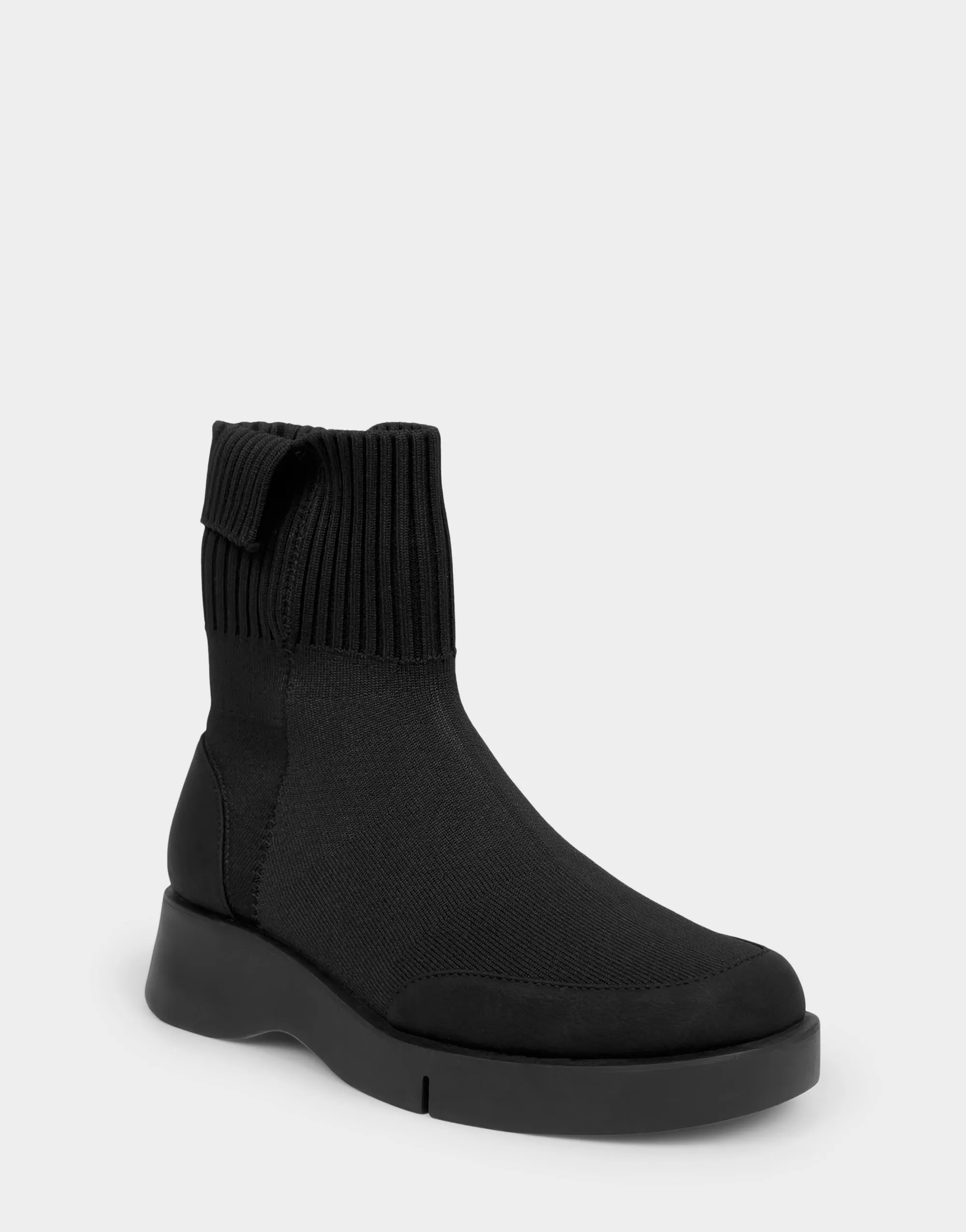 Flame sold by AEROSOLES product image thumbnail 2