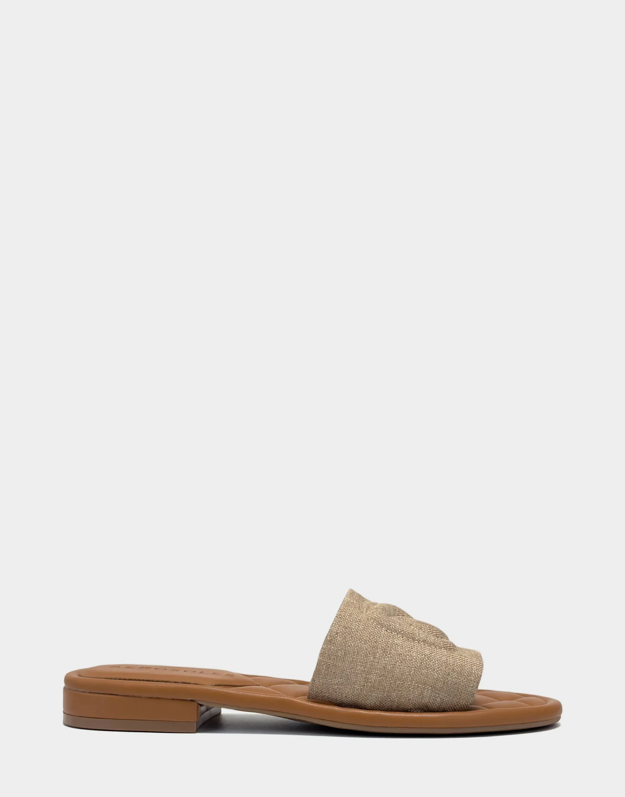 Jilda sold by AEROSOLES