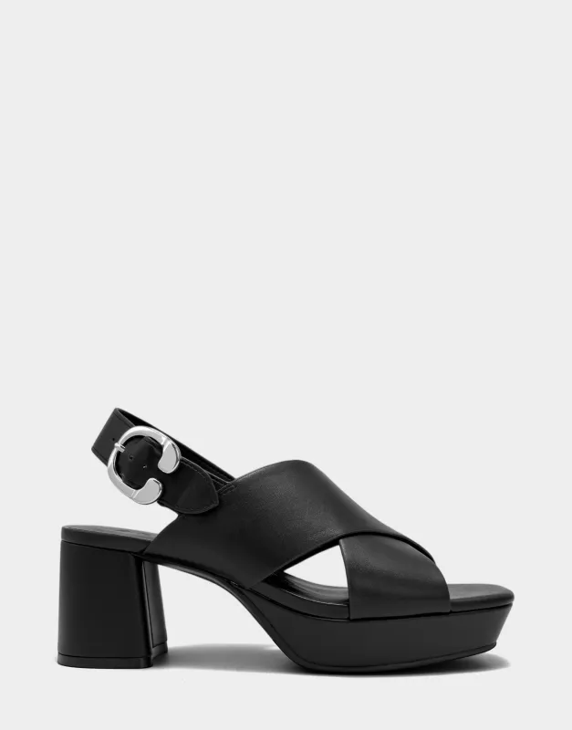 Pura made by AEROSOLES