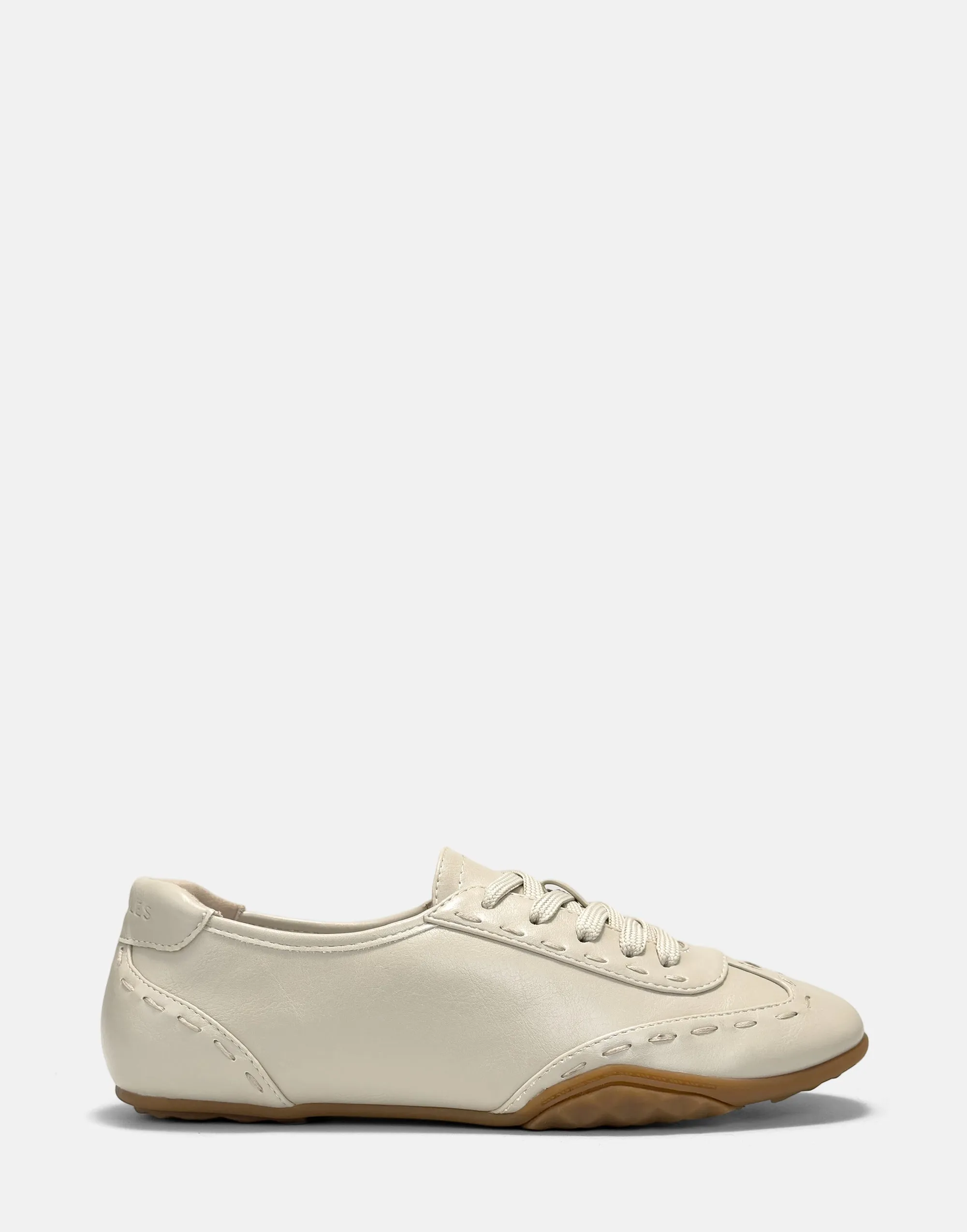 Opal sold by AEROSOLES