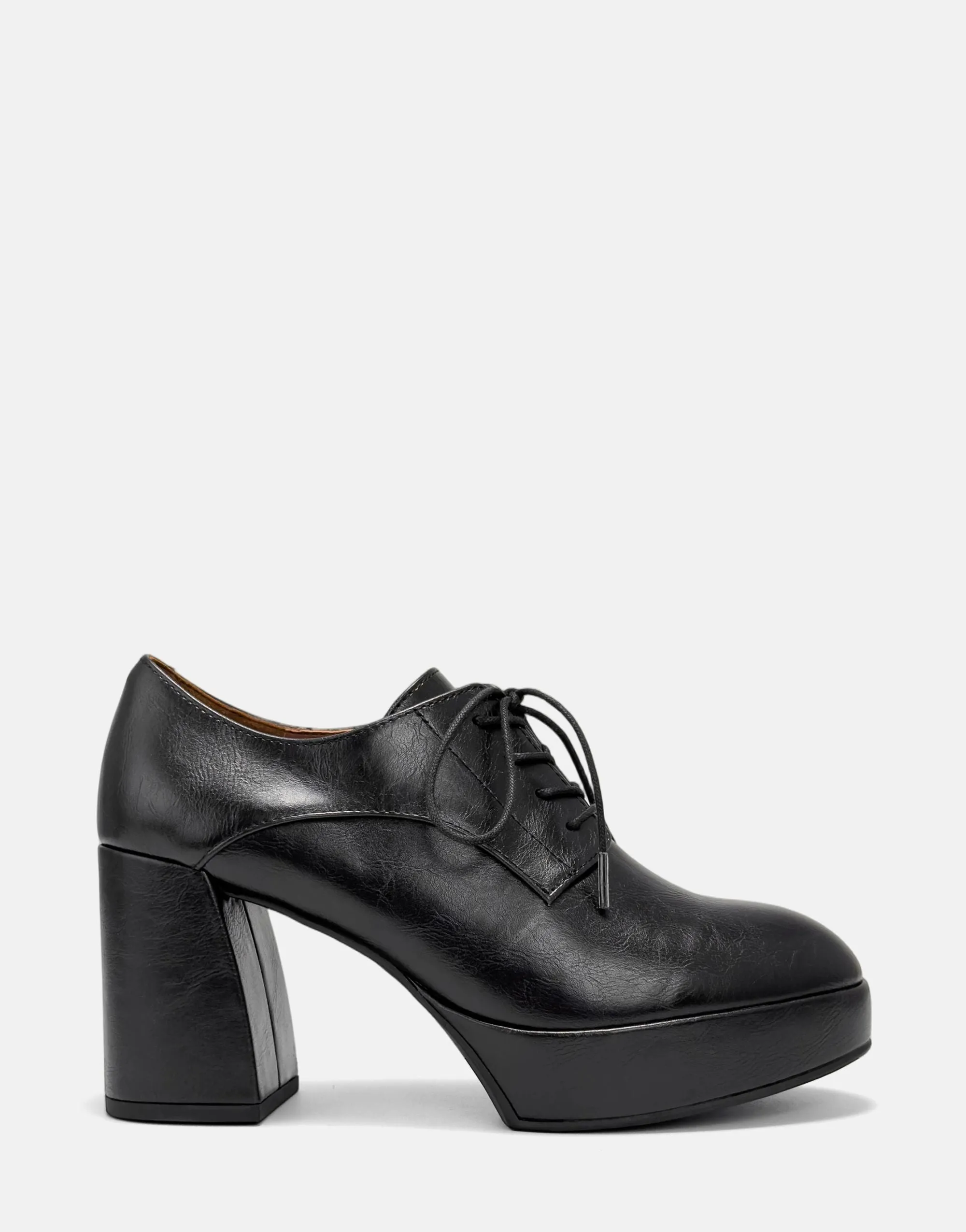 Zeya sold by AEROSOLES