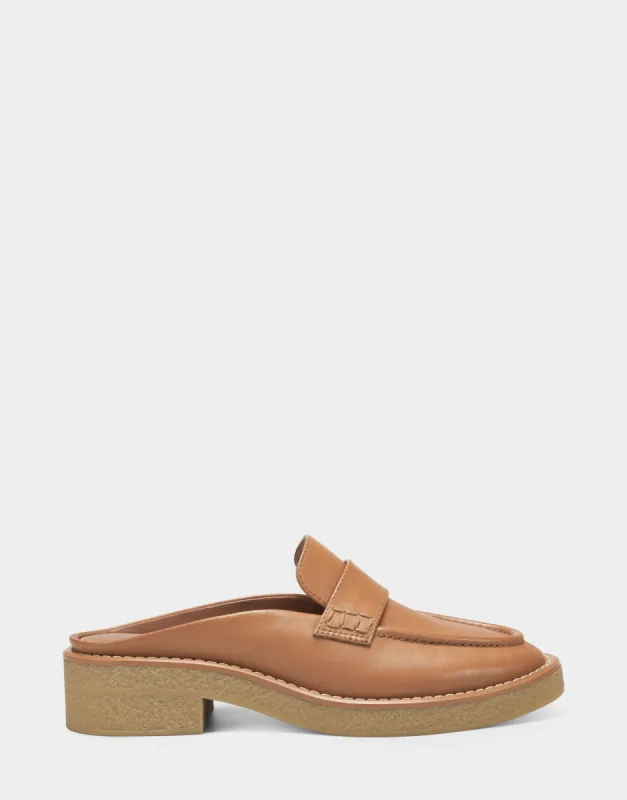 Una sold by AEROSOLES