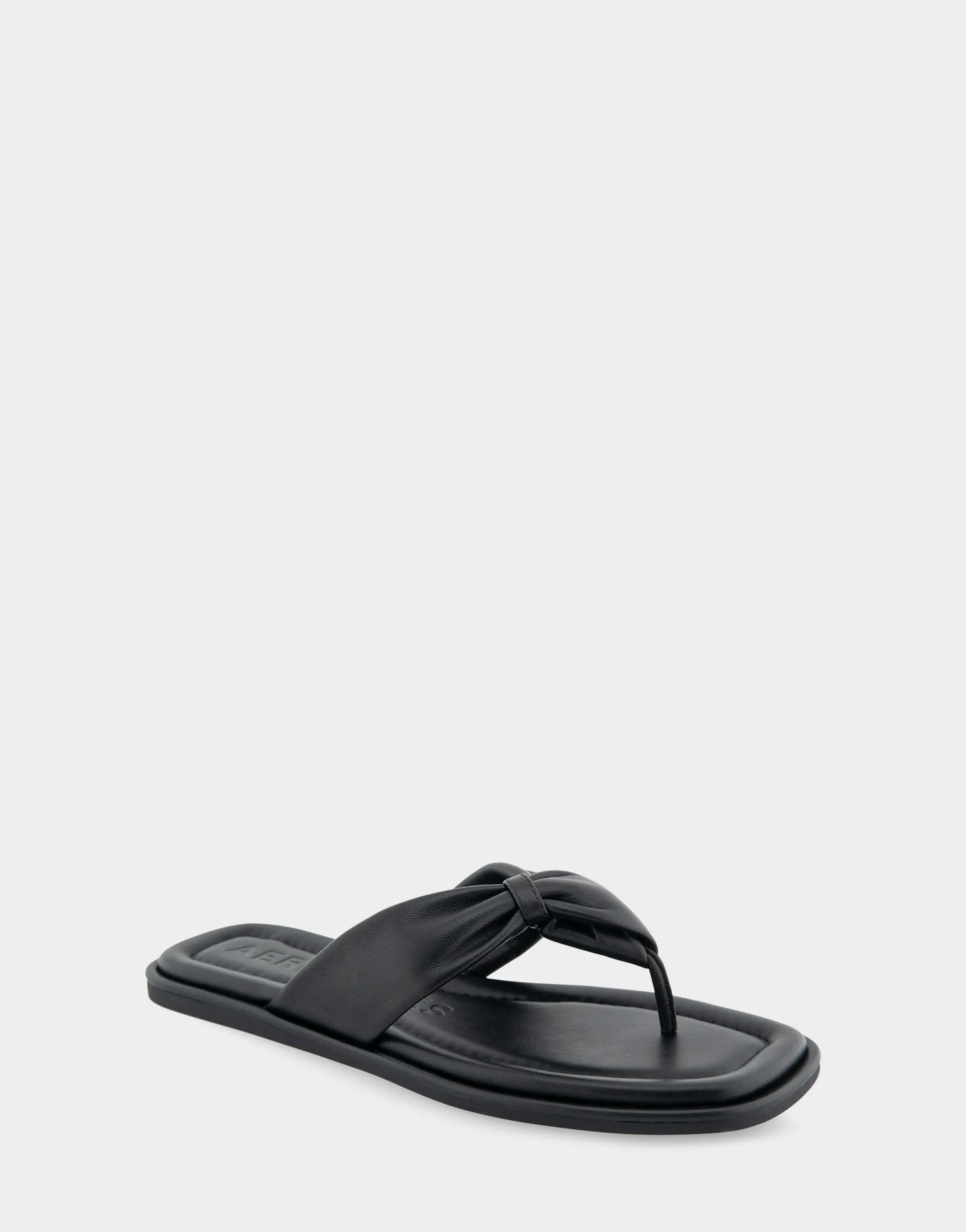 Bond sold by AEROSOLES product image thumbnail 2