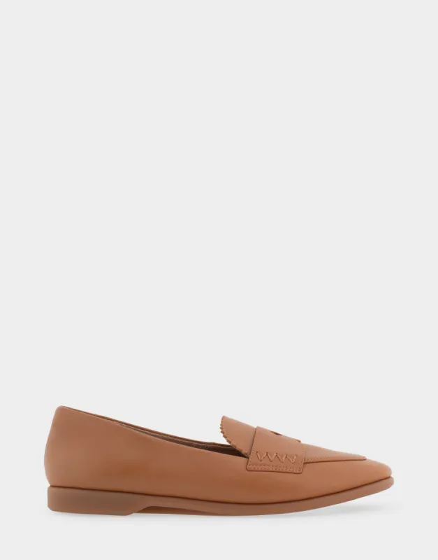 Benvenuto sold by AEROSOLES