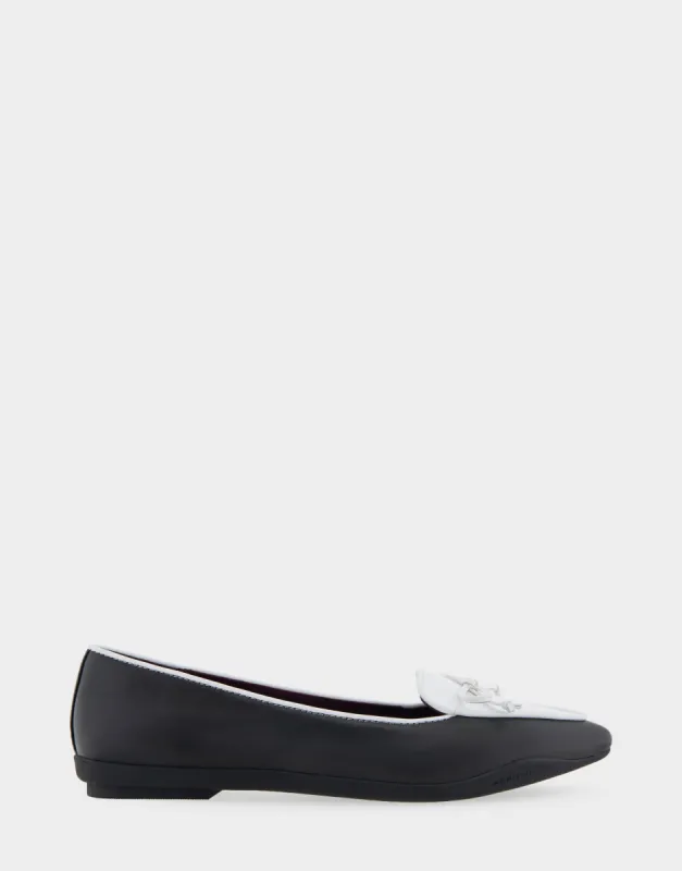 Doran sold by AEROSOLES