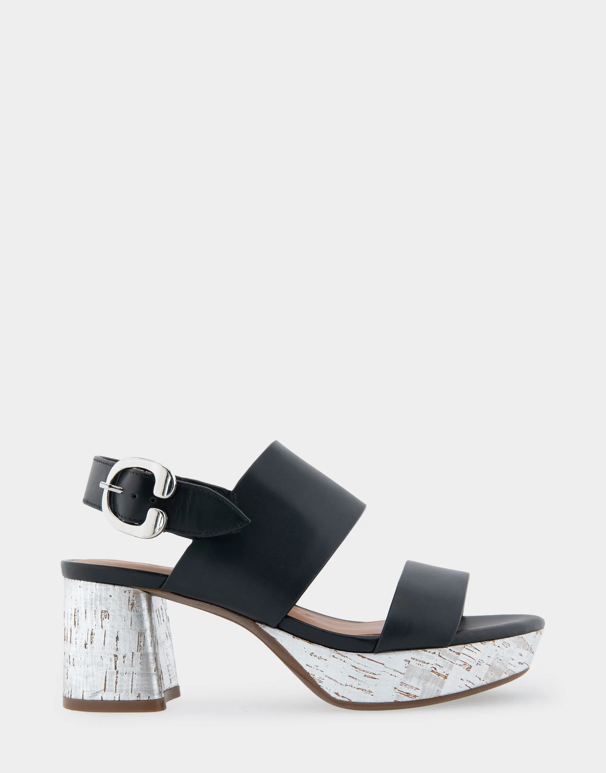 Camera sold by AEROSOLES