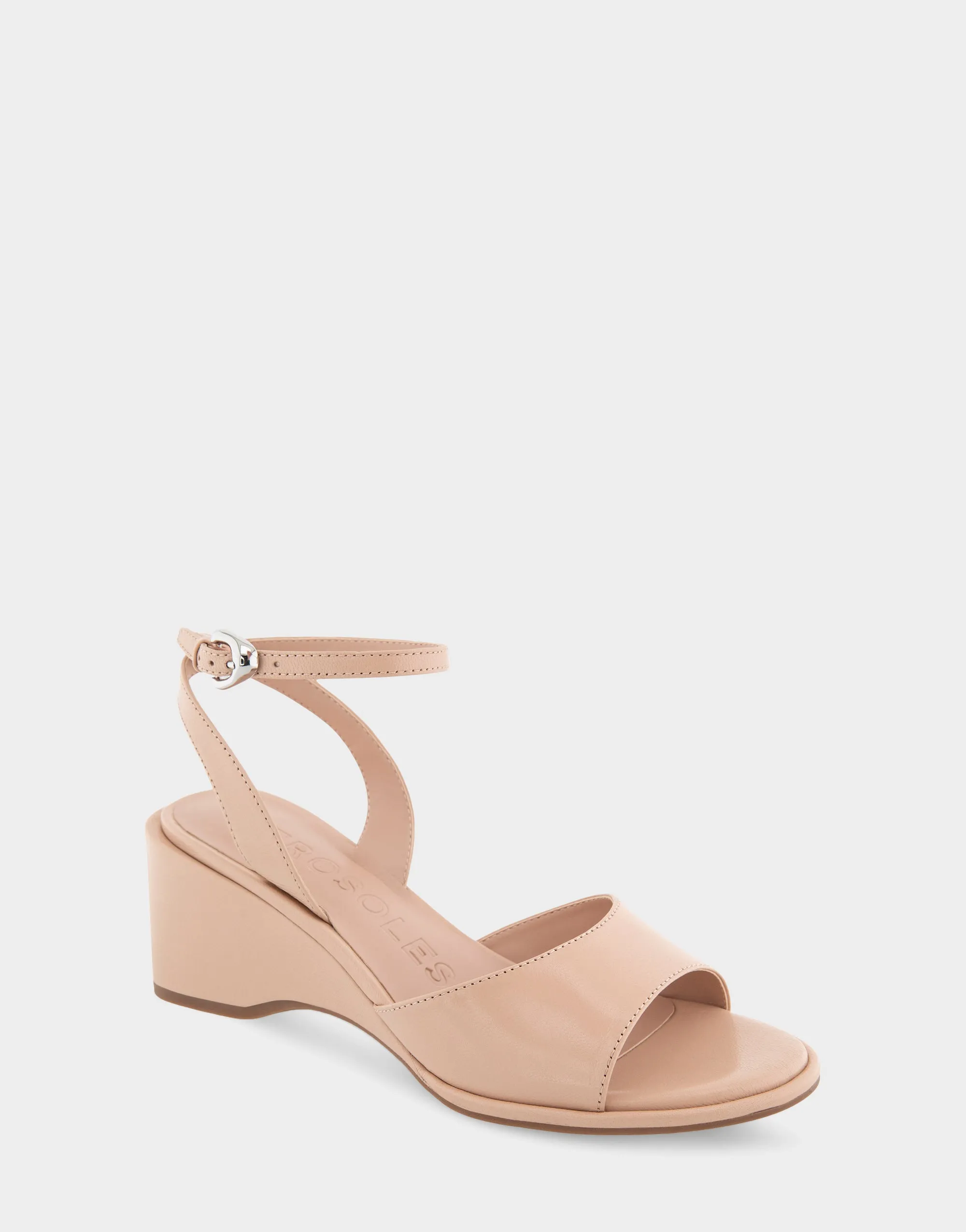 Nixon sold by AEROSOLES product image thumbnail 2