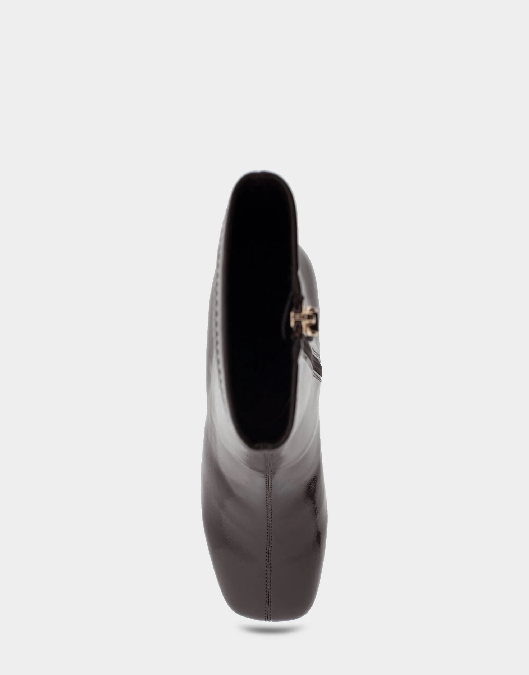 Sussex sold by AEROSOLES product image thumbnail 4