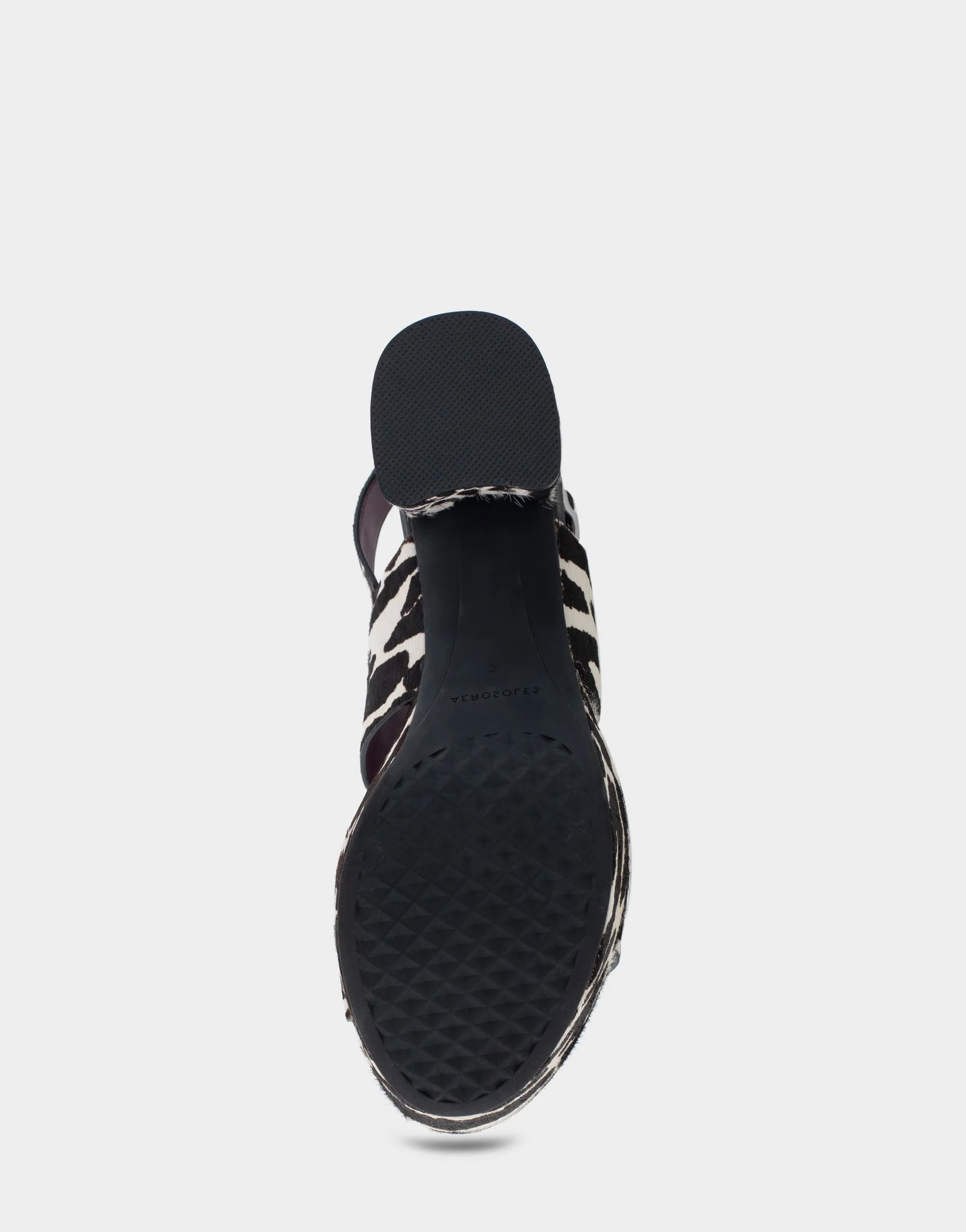 Camera sold by AEROSOLES product image thumbnail 4