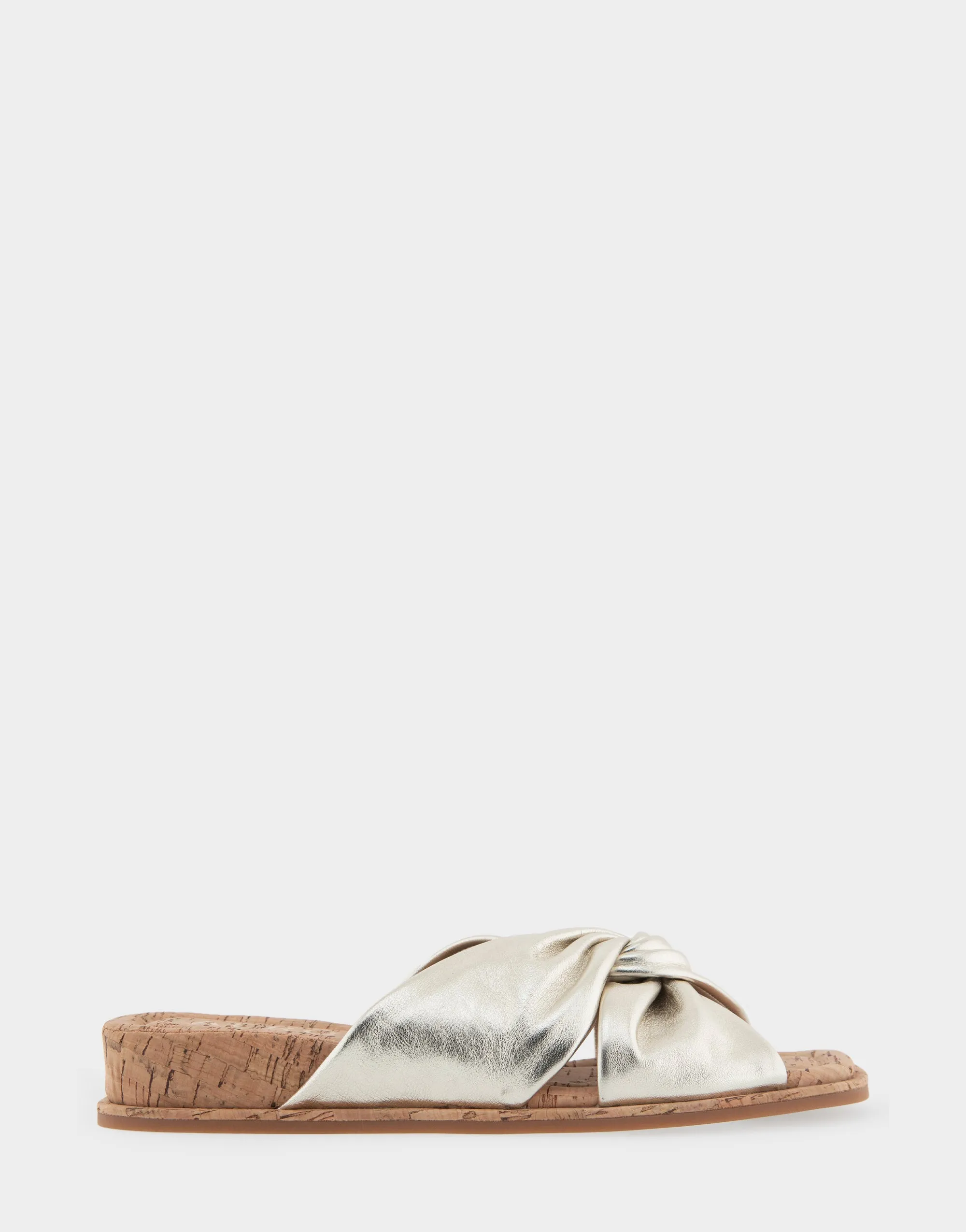 Brady sold by AEROSOLES