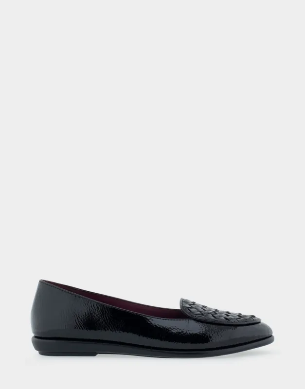 Brielle sold by AEROSOLES