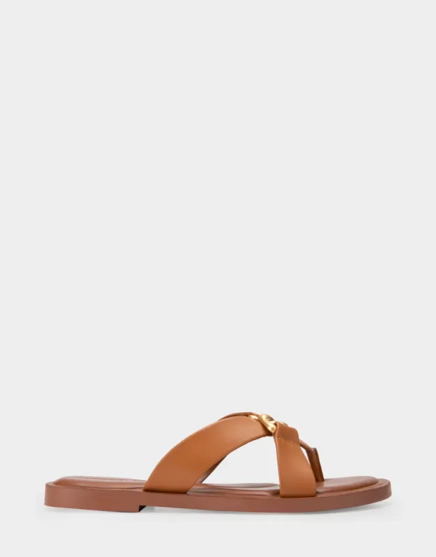 Gaia sold by AEROSOLES