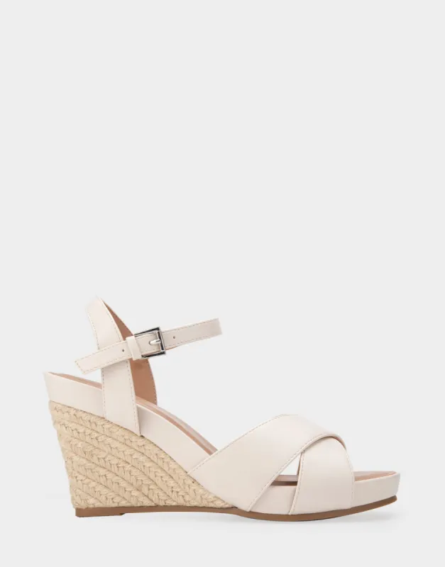 Pastel sold by AEROSOLES