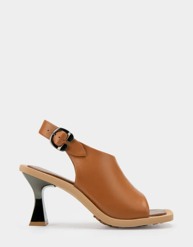 Canal sold by AEROSOLES