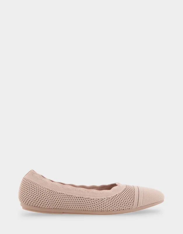 Anita sold by AEROSOLES