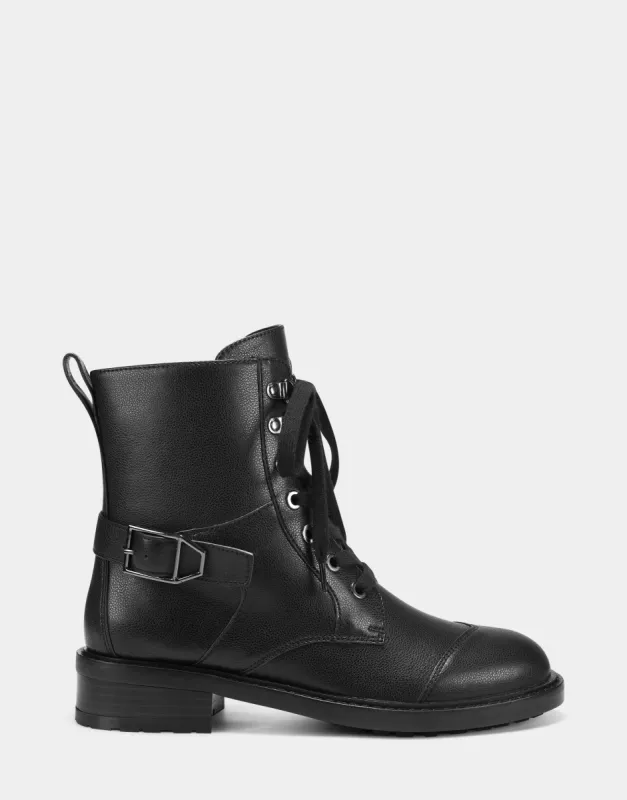 Annie sold by AEROSOLES