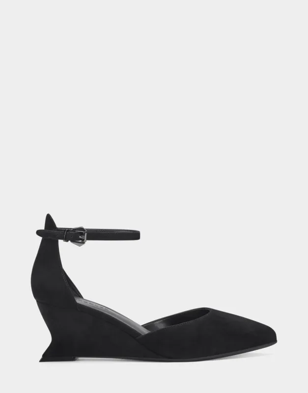 Isra sold by AEROSOLES