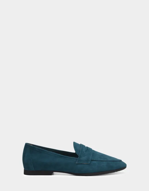 Hour sold by AEROSOLES