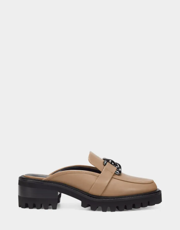 Lowery sold by AEROSOLES