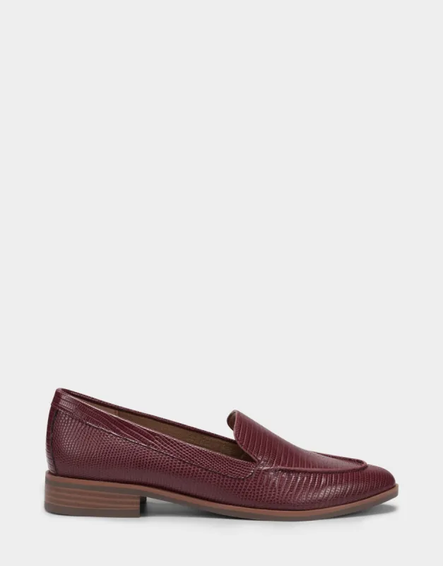 East Side sold by AEROSOLES