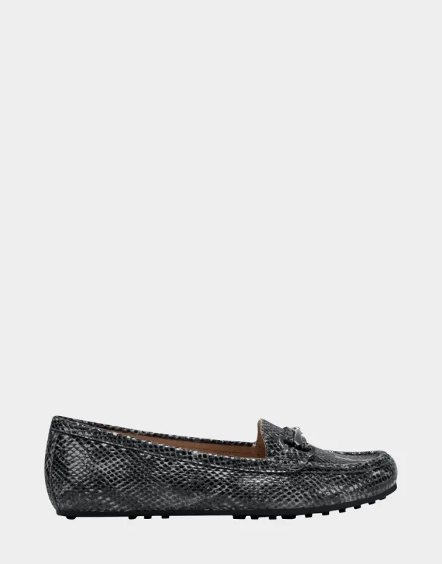 Day Drive sold by AEROSOLES