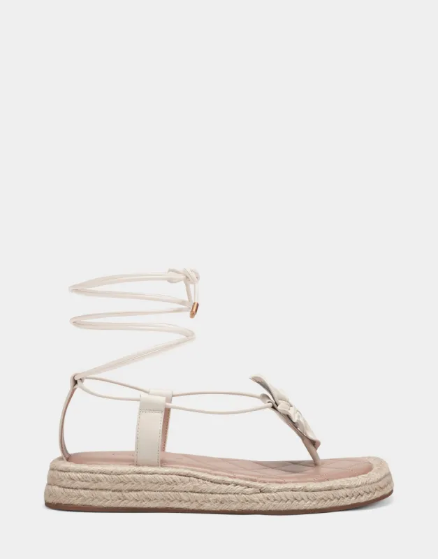 Fanie sold by AEROSOLES