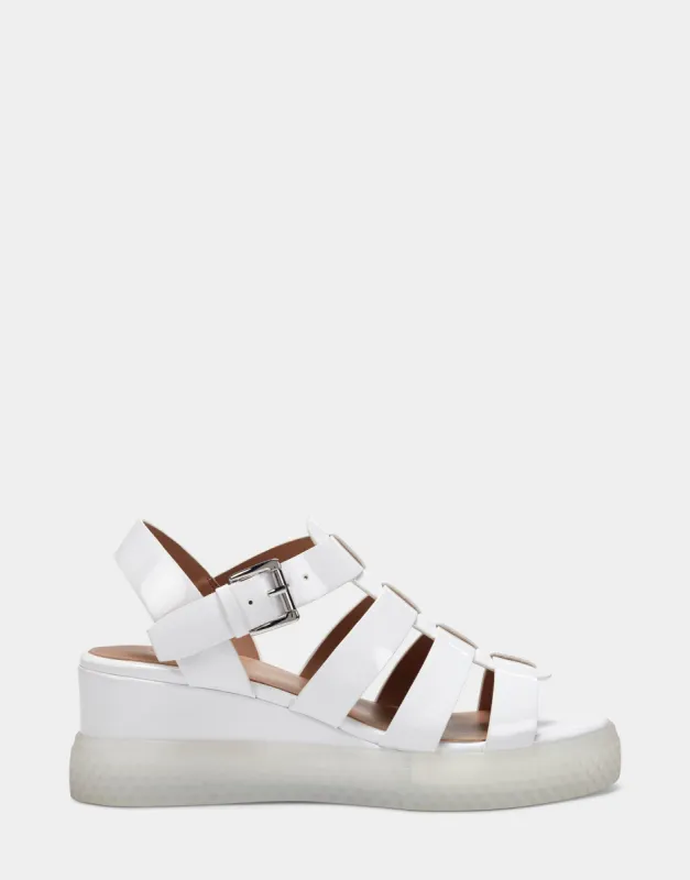 Zola sold by AEROSOLES