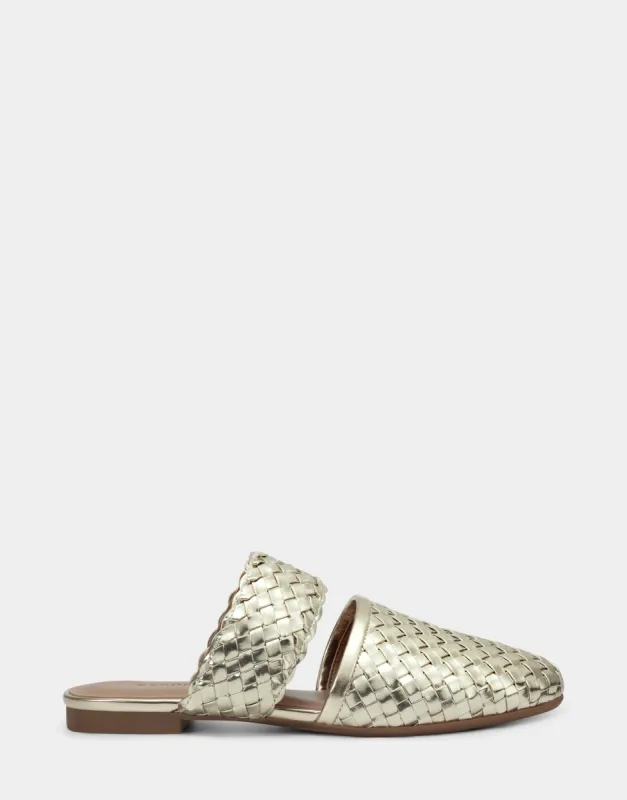 Ilea sold by AEROSOLES